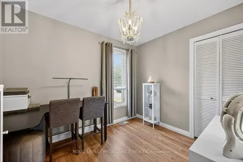 57 Cambridge Crescent Brockville ON K6V 6L7