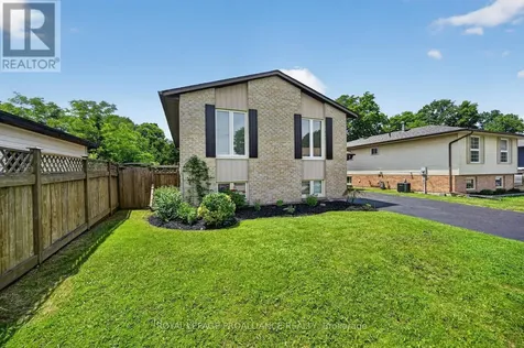 57 Cambridge Crescent Brockville ON K6V 6L7