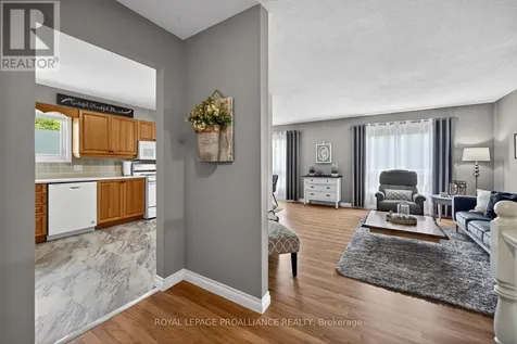 57 Cambridge Crescent Brockville ON K6V 6L7