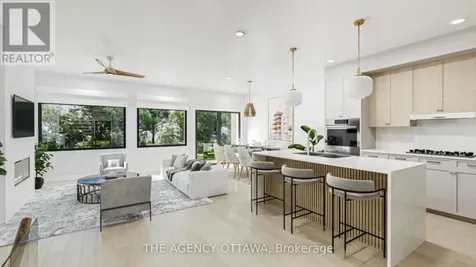 551 Adventure Private Ottawa ON K1V 9T2
