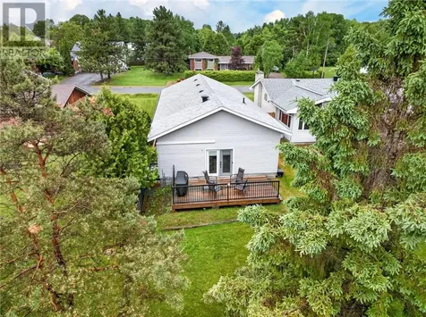 38 Laura Avenue Lively ON P3Y 1A4