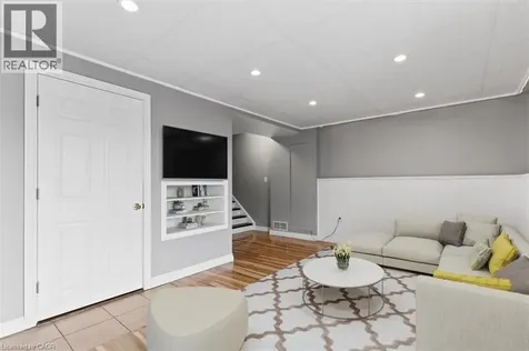 85 Bankside Drive Kitchener ON N2N 3M4