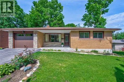 598 Glen Forrest Boulevard Waterloo ON N2L 4J8