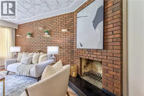598 Glen Forrest Boulevard Waterloo ON N2L 4J8