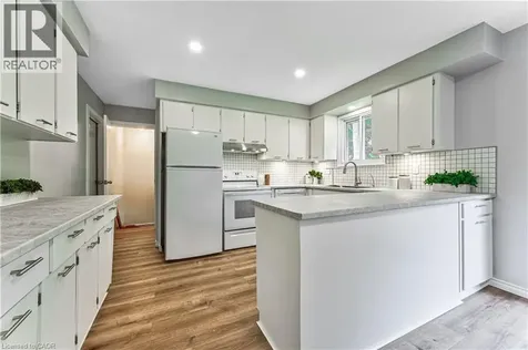 598 Glen Forrest Boulevard Waterloo ON N2L 4J8