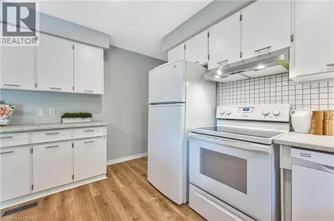 598 Glen Forrest Boulevard Waterloo ON N2L 4J8