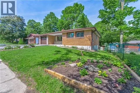 598 Glen Forrest Boulevard Waterloo ON N2L 4J8