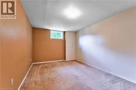 598 Glen Forrest Boulevard Waterloo ON N2L 4J8
