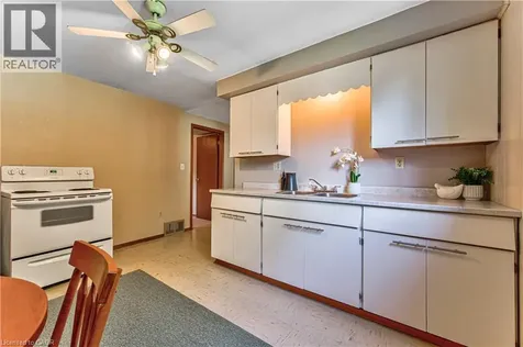 598 Glen Forrest Boulevard Waterloo ON N2L 4J8