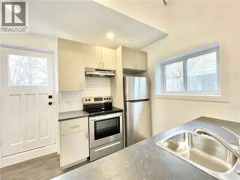76 Marc Boulevard Welland ON L3B 5V1