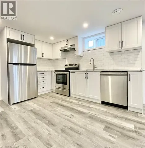 76 Marc Boulevard Welland ON L3B 5V1