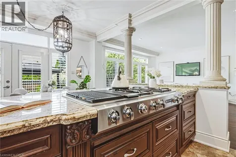 1047 St Matthew's Avenue Burlington ON L7T 2J3