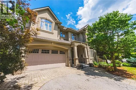 1047 St Matthew's Avenue Burlington ON L7T 2J3