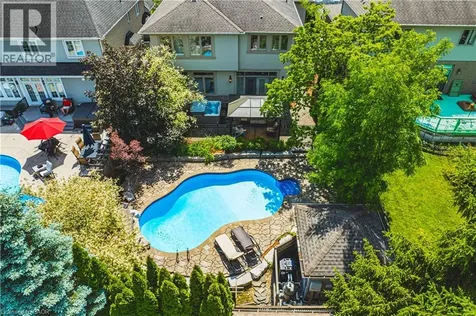 1047 St Matthew's Avenue Burlington ON L7T 2J3