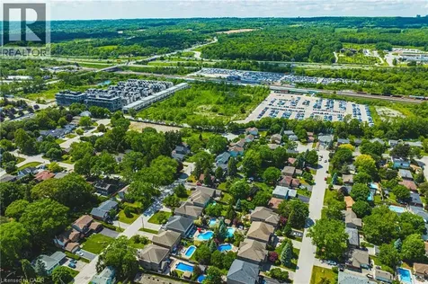 1047 St Matthew's Avenue Burlington ON L7T 2J3