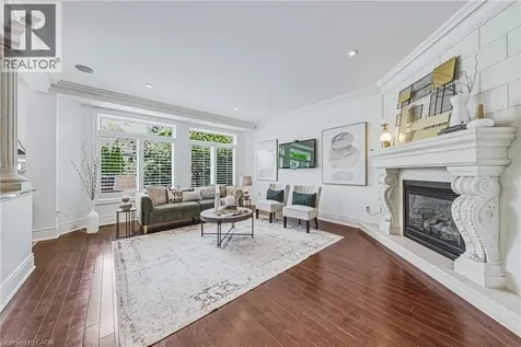1047 St Matthew's Avenue Burlington ON L7T 2J3