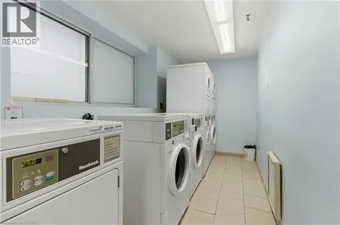 6720 Glen Erin Drive Mississauga ON L5N 3K8