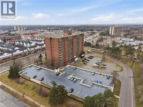 6720 Glen Erin Drive Mississauga ON L5N 3K8