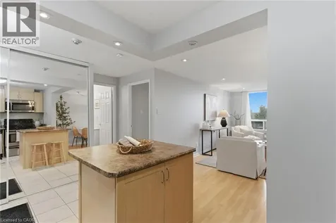 6720 Glen Erin Drive Mississauga ON L5N 3K8