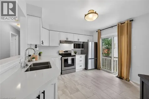 11 Stuart Street Caledonia ON N3W 2L3
