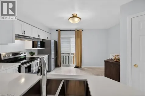 11 Stuart Street Caledonia ON N3W 2L3