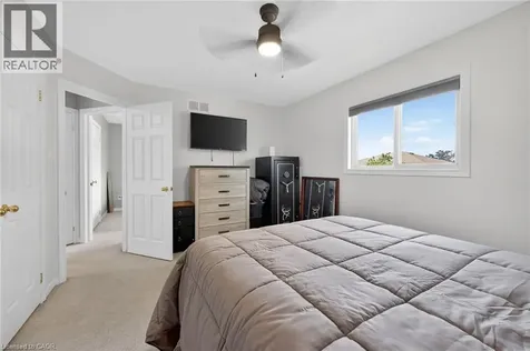 11 Stuart Street Caledonia ON N3W 2L3