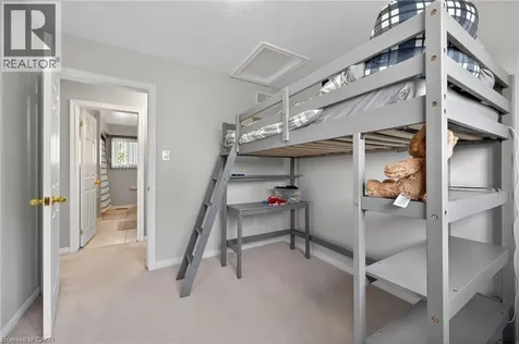 11 Stuart Street Caledonia ON N3W 2L3