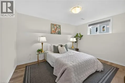11 Stuart Street Caledonia ON N3W 2L3