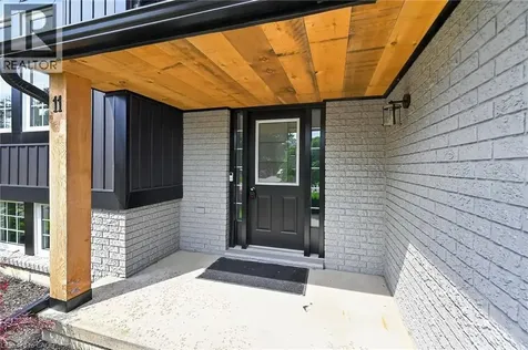 11 Stuart Street Caledonia ON N3W 2L3