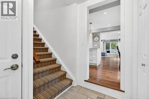 89 Stonegate Drive Ancaster ON L9G 3P4
