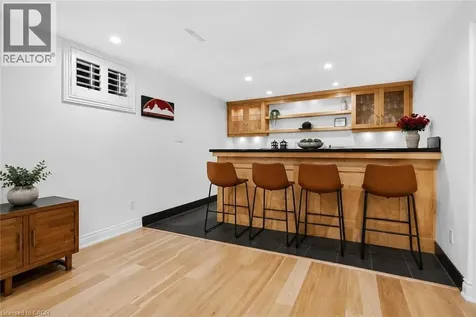 89 Stonegate Drive Ancaster ON L9G 3P4