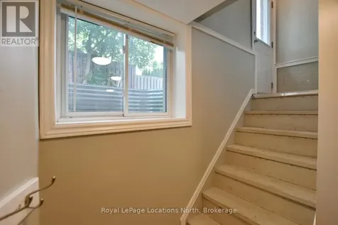 638 Oak Street Collingwood ON L9Y 2Z8