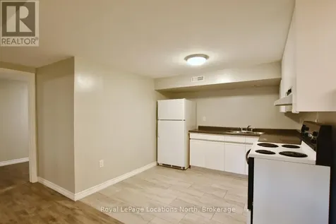 638 Oak Street Collingwood ON L9Y 2Z8
