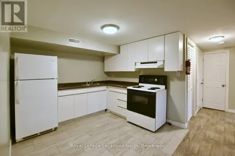 638 Oak Street Collingwood ON L9Y 2Z8