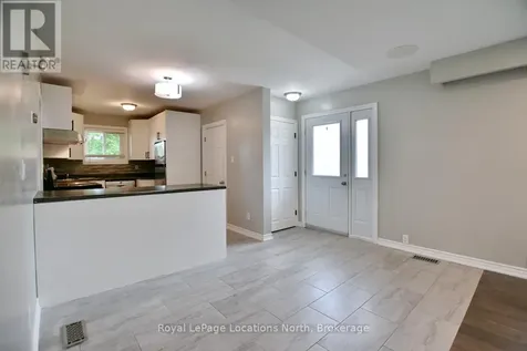 638 Oak Street Collingwood ON L9Y 2Z8