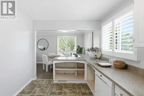 30 Courtice Crescent Collingwood ON L9Y 4G1