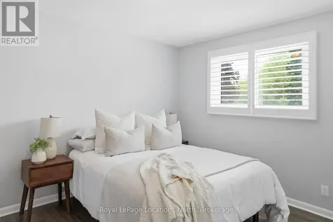30 Courtice Crescent Collingwood ON L9Y 4G1