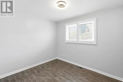 30 Courtice Crescent Collingwood ON L9Y 4G1