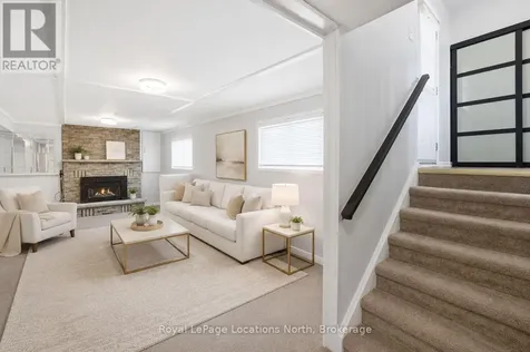 30 Courtice Crescent Collingwood ON L9Y 4G1