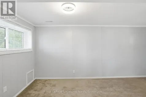 30 Courtice Crescent Collingwood ON L9Y 4G1