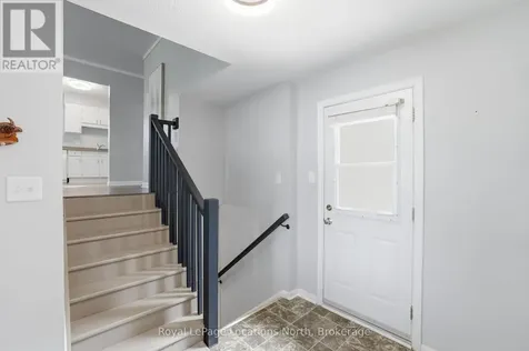 30 Courtice Crescent Collingwood ON L9Y 4G1