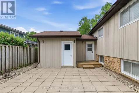 30 Courtice Crescent Collingwood ON L9Y 4G1