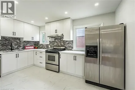 7 Putney Road Toronto ON M8W 2K6