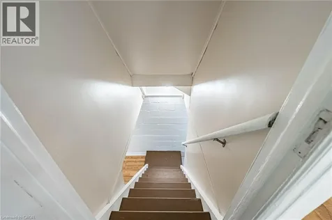 7 Putney Road Toronto ON M8W 2K6