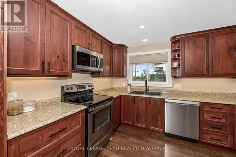 3217 Woodkilton Road Ottawa ON K0A 1T0