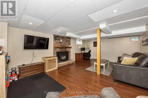3217 Woodkilton Road Ottawa ON K0A 1T0