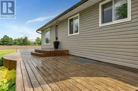 3217 Woodkilton Road Ottawa ON K0A 1T0