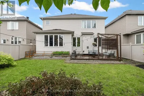 1882 Montmère Avenue Ottawa ON K4A 0L7