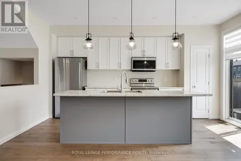 44 Gardenpost Terrace Ottawa ON K4A 1G8