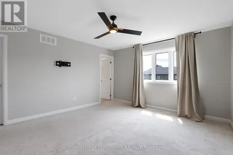 44 Gardenpost Terrace Ottawa ON K4A 1G8